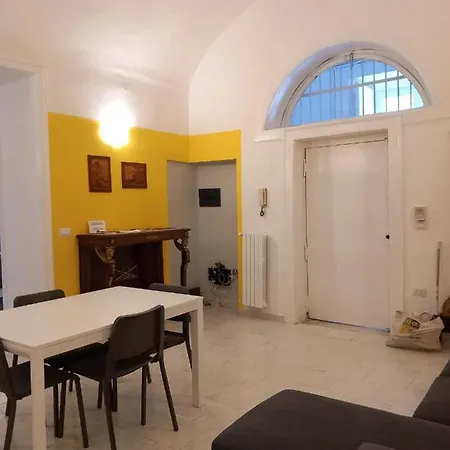 Santa Chiara Spaccanapoli Apartment
