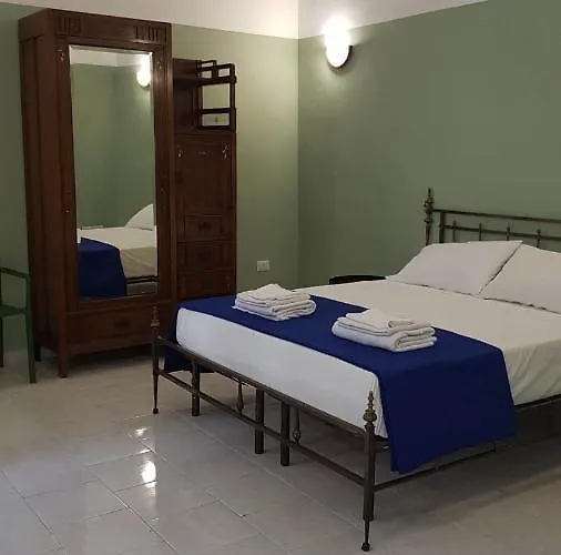 Santa Chiara Spaccanapoli Апартаменты