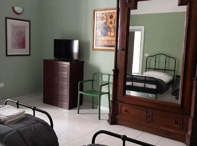 Santa Chiara Spaccanapoli Неаполь