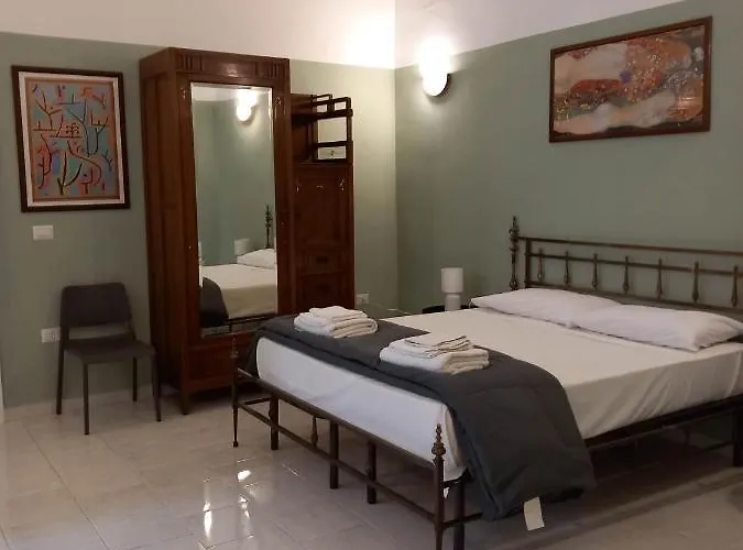 Santa Chiara Spaccanapoli Апартаменты