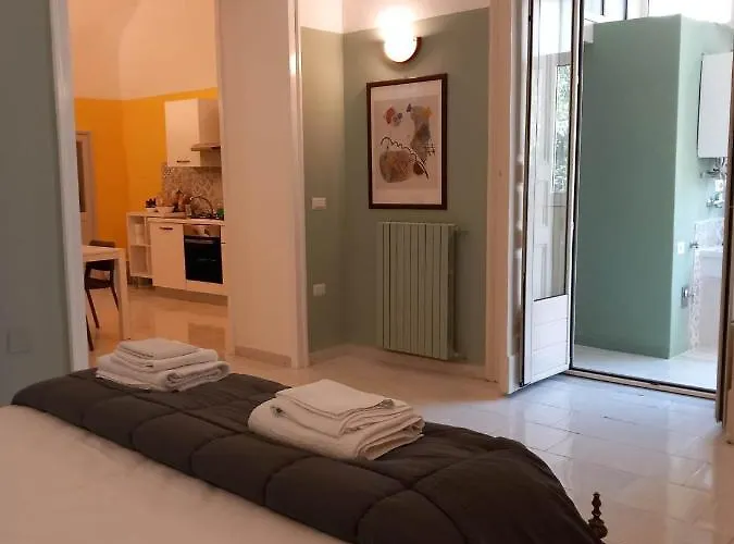 Santa Chiara Spaccanapoli Апартаменты